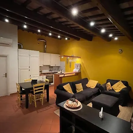 Appartamento Casatua, Comfort E Tranquillita In Pieno Centro *